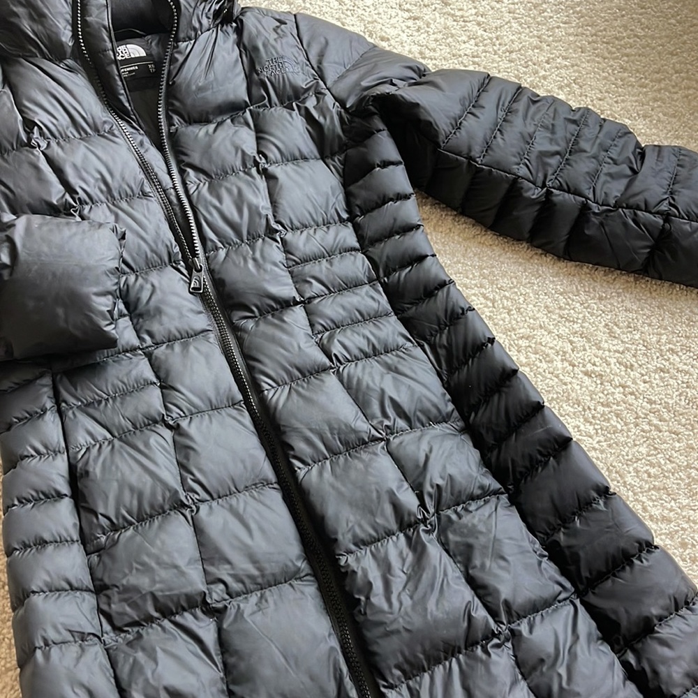 Women’s Northface coat - Picture 4 of 4